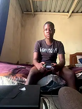 Snapshot of maloya267 chatting on October 2025 12:11:01 PM maloya267 online show from October 2025 12:11:01 PM