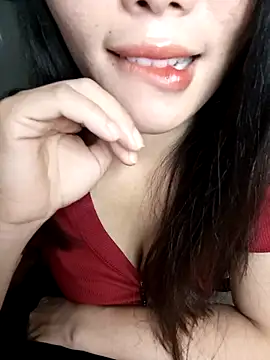 Snapshot of Fish_yellow chatting on November 2025 08:25:01 AM Fish yellow online show from November 2025 08:25:01 AM