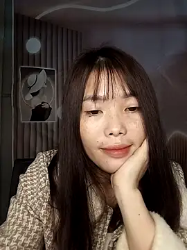 Snapshot of Fish_yellow chatting on November 2025 10:15:02 PM Fish yellow online show from November 2025 10:15:02 PM