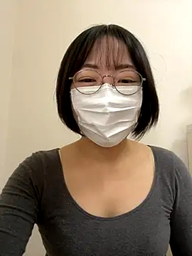 Snapshot of Yurika_oO chatting on November 2025 02:22:01 AM Yurika oO online show from November 2025 02:22:01 AM