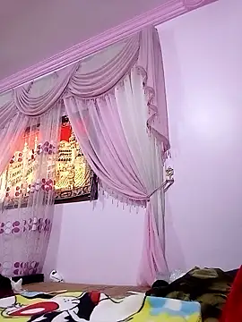 Snapshot of SandyAmr chatting on February 2026 08:24:01 AM SandyAmr online show from February 2026 08:24:01 AM