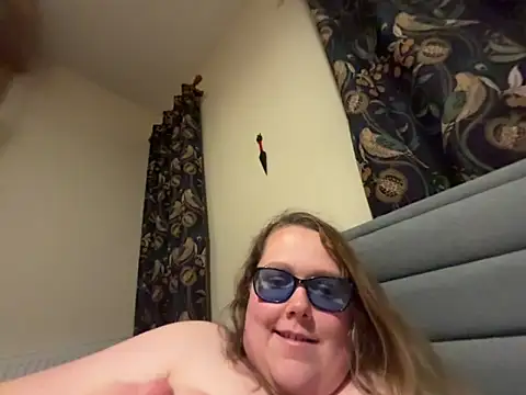 Scarletcum22 online show from December 2025 08:38:02 PM