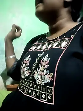 Rutika-G online show from December 2025 01:40:02 PM