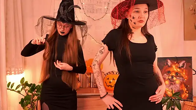 ArianaSweazy online show from October 2025 02:07:01 PM