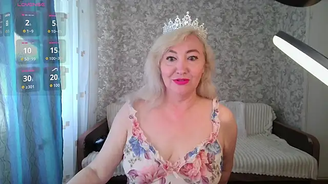 LadyKriss online show from July 2026 05:00:02 AM