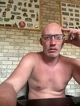Cedric7653 online show from May 2026 03:42:01 PM