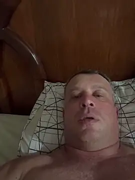 Snapshot of wellingtonmds chatting on November 2025 01:29:02 AM wellingtonmds online show from November 2025 01:29:02 AM