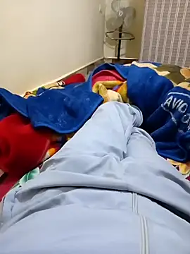 wivolove online show from November 2025 12:49:01 AM