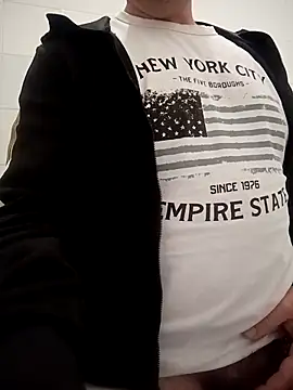 Snapshot of Romaeterna_ chatting on October 2025 07:48:02 PM Romaeterna online show from October 2025 07:48:02 PM