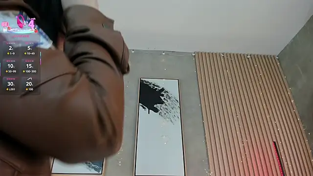 Lily Vale online show from January 2026 06:44:01 PM