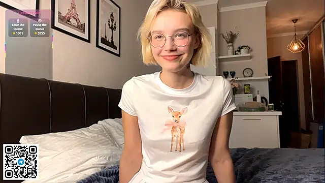 Snapshot of MelodyImam chatting on November 2025 03:55:02 PM MelodyImam online show from November 2025 03:55:02 PM