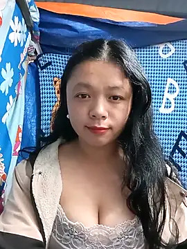 lisa-bae00 online show from December 2025 12:11:02 PM