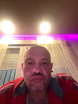 gitanoMad online show from December 2025 01:14:02 AM