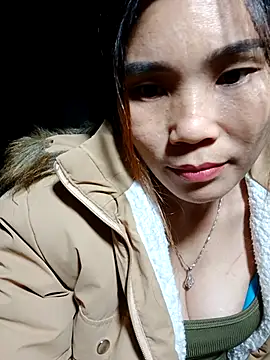 Bear bear0 online show from November 2025 01:02:01 PM