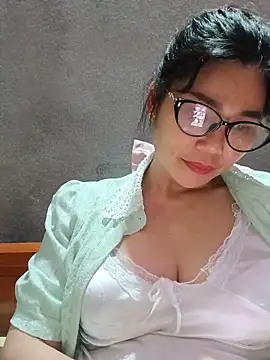 Snapshot of Bear_bear0 chatting on May 2026 09:29:02 AM Bear bear0 online show from May 2026 09:29:02 AM