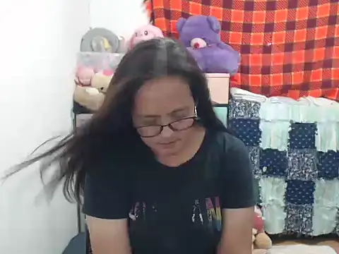 Kinkybela2025 online show from November 2025 02:20:01 AM