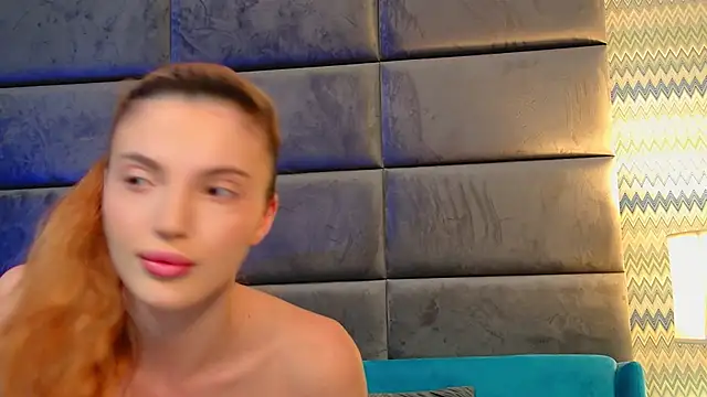 Snapshot of LaraSynn chatting on March 2026 05:08:02 AM LaraSynn online show from March 2026 05:08:02 AM