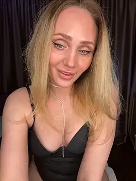 Drink me all up online show from December 2025 10:18:02 PM