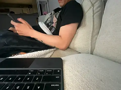 Orlando702xh online show from October 2025 02:17:02 PM