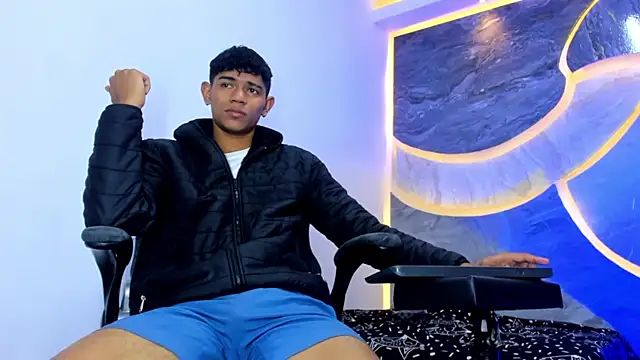 Sex Boy 33  online show from December 2025 04:51:01 AM