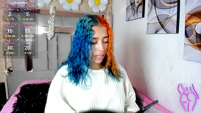 Cristall ravven online show from November 2025 08:20:02 PM