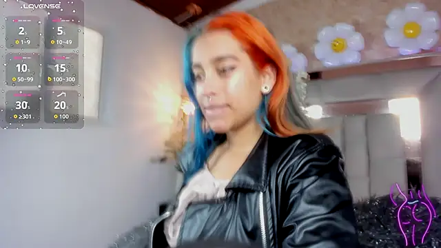 Cristall ravven online show from November 2025 01:55:01 PM