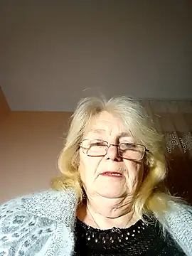 Snapshot of AmyLove353 chatting on November 2025 08:19:02 PM AmyLove353 online show from November 2025 08:19:02 PM