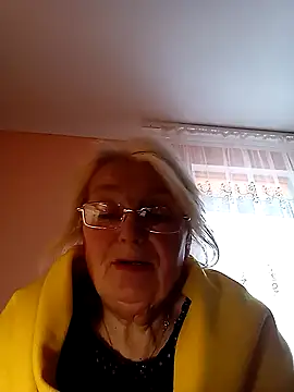 Snapshot of AmyLove353 chatting on November 2025 12:37:01 PM AmyLove353 online show from November 2025 12:37:01 PM