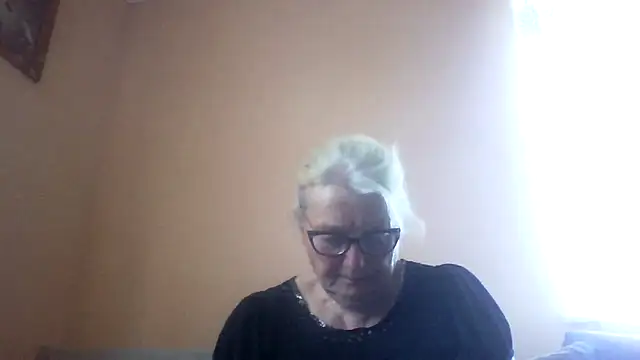 AmyLove353 online show from June 2026 04:15:02 AM