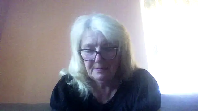 AmyLove353 online show from June 2026 03:35:02 AM