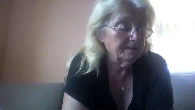 AmyLove353 online show from July 2026 03:23:01 AM