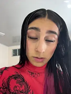 Violeet-Smith online show from November 2025 11:25:02 PM