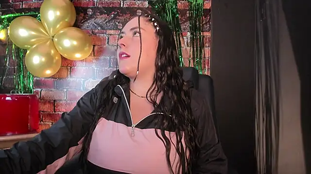 Danna piink  online show from March 2026 11:25:01 AM