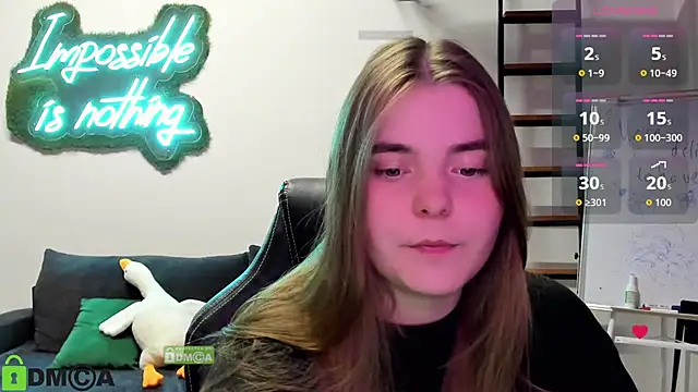 Snapshot of MiraaBloom chatting on November 2025 02:29:02 PM MiraaBloom online show from November 2025 02:29:02 PM