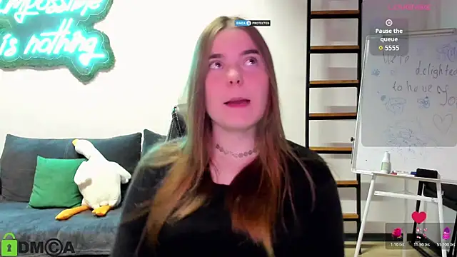 Snapshot of MiraaBloom chatting on November 2025 02:29:02 PM MiraaBloom online show from November 2025 02:29:02 PM