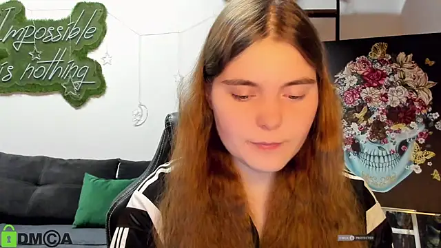 MiraaBloom online show from March 2026 02:43:01 PM