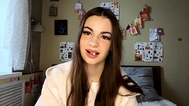 Snapshot of TheRealAnna chatting on October 2025 10:41:01 AM TheRealAnna online show from October 2025 10:41:01 AM