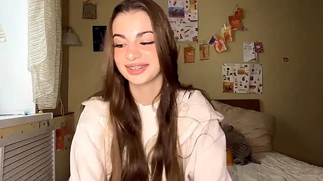 Snapshot of TheRealAnna chatting on November 2025 11:43:02 AM TheRealAnna online show from November 2025 11:43:02 AM