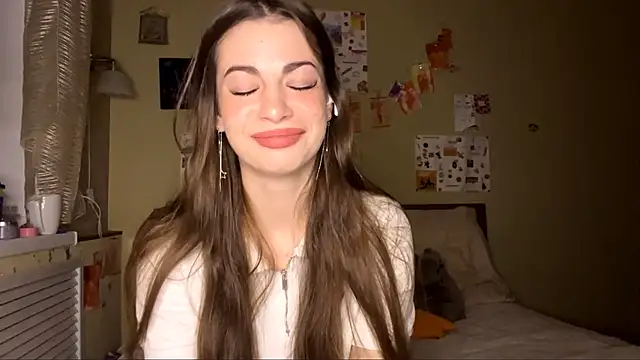 Snapshot of TheRealAnna chatting on December 2025 03:29:01 PM TheRealAnna online show from December 2025 03:29:01 PM