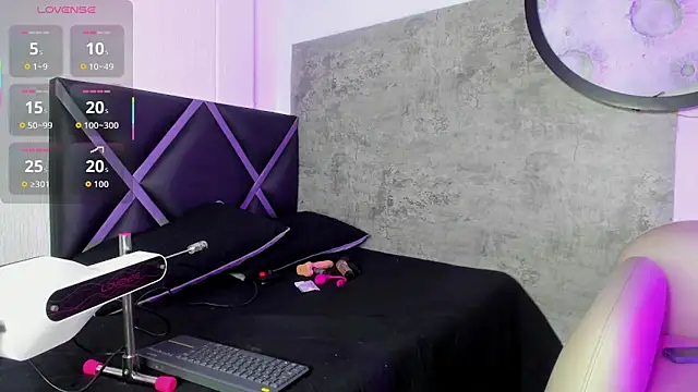 Snapshot of Nicole2507 chatting on November 2025 12:06:01 PM Nicole2507 online show from November 2025 12:06:01 PM