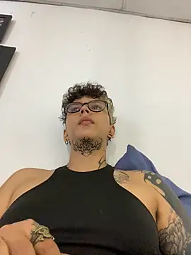 Abby Evanns1 online show from November 2025 03:52:02 PM