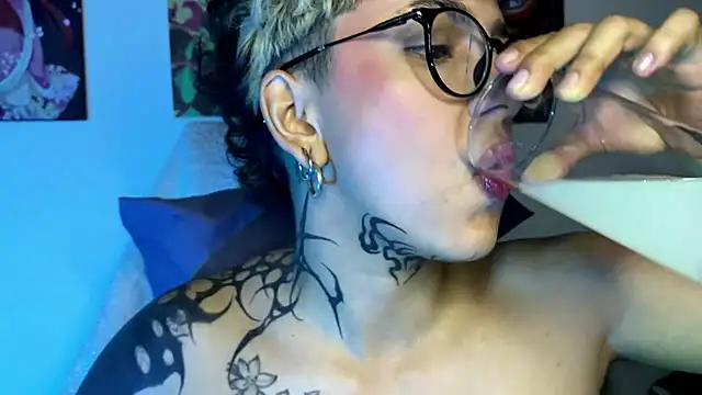 Abby Evanns1 online show from December 2025 01:24:01 AM