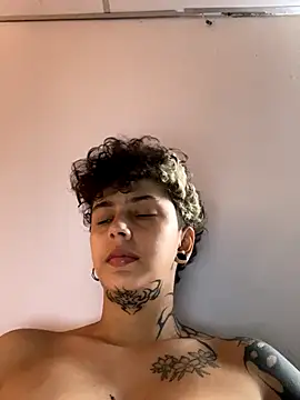 Abby Evanns1 online show from December 2025 02:24:02 PM