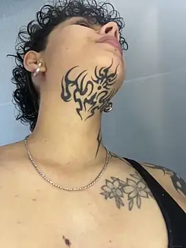 Abby Evanns1 online show from February 2026 02:33:01 PM