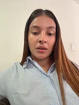 Talia Bonet online show from June 2026 03:54:02 PM