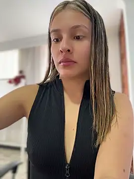 Talia Bonet online show from August 2026 01:36:01 PM