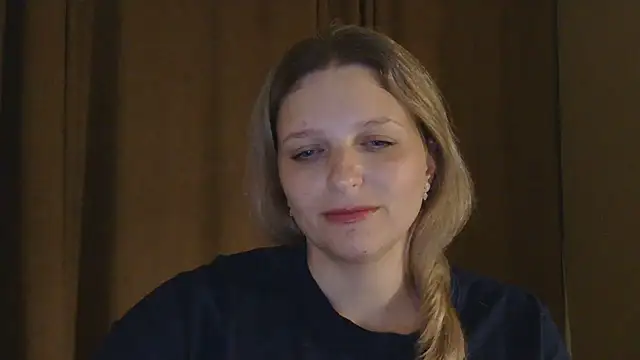 ElisSky301 online show from March 2026 08:31:01 PM