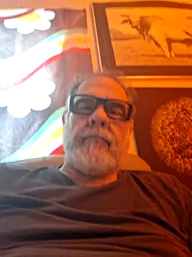 Snapshot of pena633 chatting on May 2026 10:49:02 PM pena633 online show from May 2026 10:49:02 PM