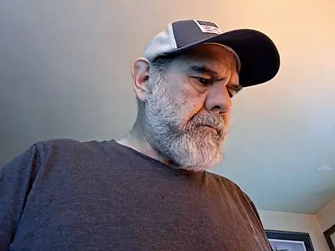 Snapshot of pena633 chatting on May 2026 12:01:01 PM pena633 online show from May 2026 12:01:01 PM
