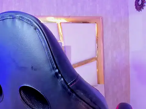 Britanny-Jhonsons online show from November 2025 11:26:01 PM